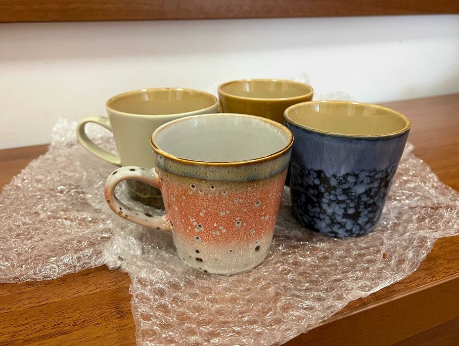 Set 4 cesti/ cani din ceramica, 270 ml, HKliving