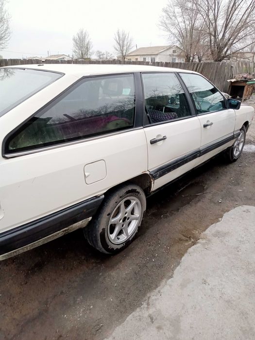 Продам Ауди 100 универсал