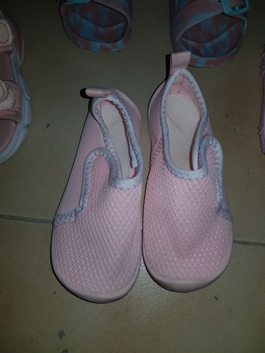 Лот сандали и пантофи 23номер.