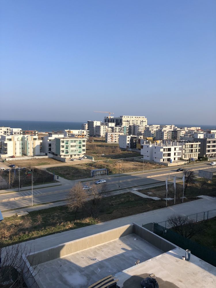 Inchiriez apartament cu vedere la mare