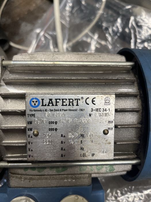 Vand motor cu reductor 380V