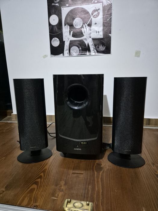 Onkyo SKW 501 Subwoofer Activ și SKF 501F