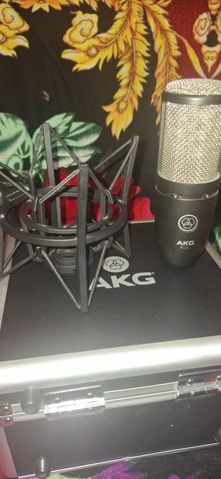 AKG P220 by Harman
