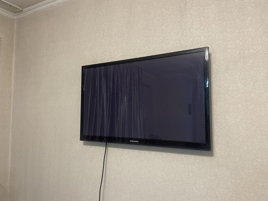 Продам Телевизор самсунг в хорошем состоянии