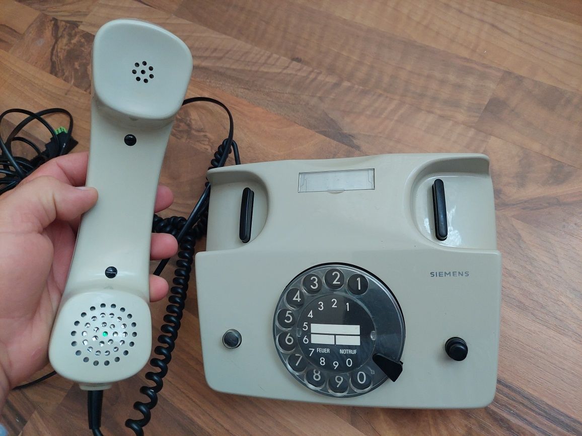 Telefon ,telefoane fixe , model vechi,vintage,old