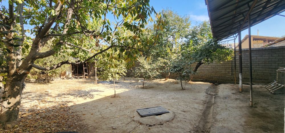 Хасанбой 1км от Пост Гаи место отличная 8соток фасад 20м 6комнатная