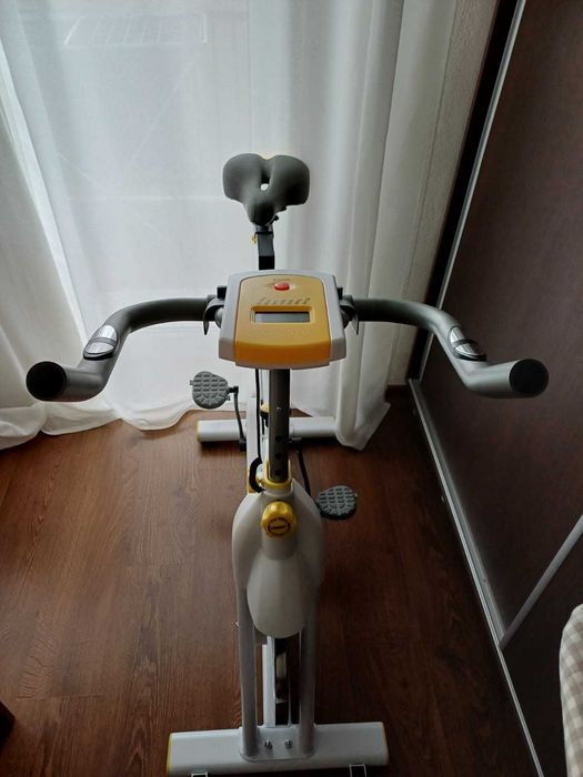 Bicicleta Spinning TECHFIT SBK800 - stare excelenta!