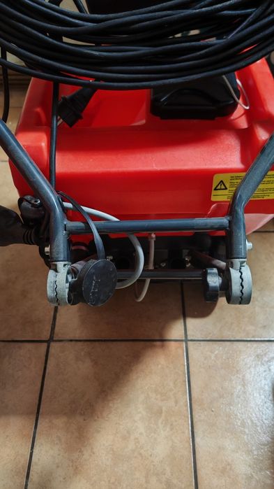 Aparat curățenie profesional  marca Hako model Scrubmaster E 10