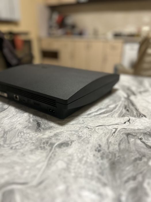 PS3 slim 320 GB GTV 4 не е ползван