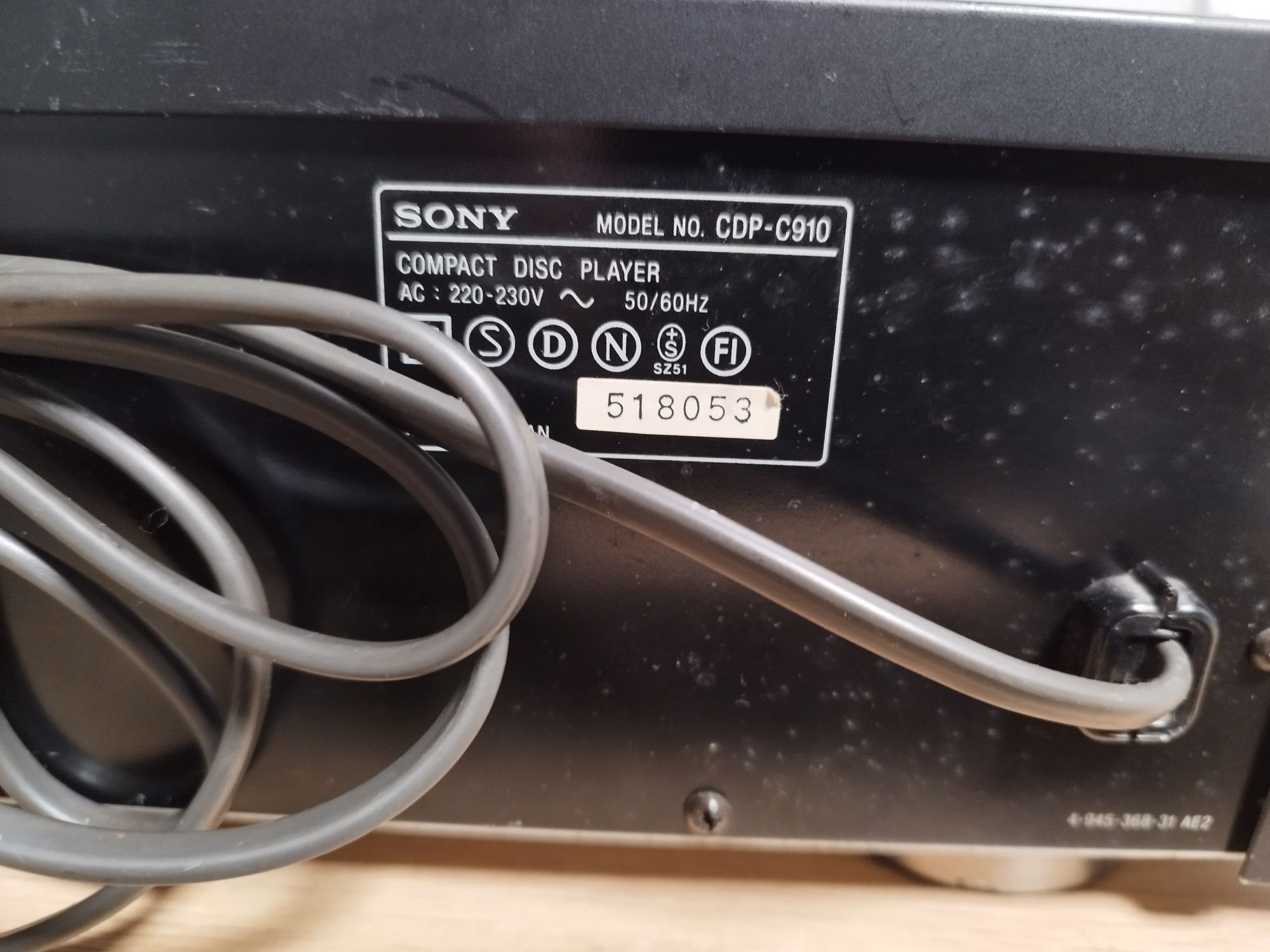 CD Player Sony CDP-C910 magazie 10 CD Laterale lemn