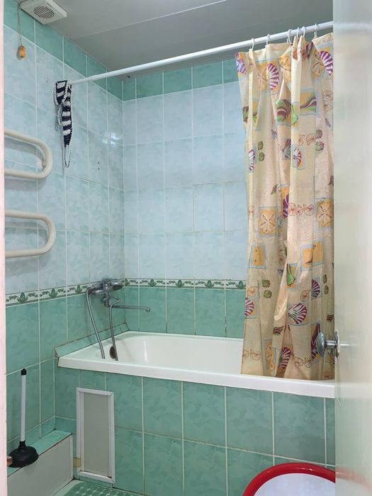 Чилонзор 20-кварталда 1 хонали уй ижарага берилади пустой