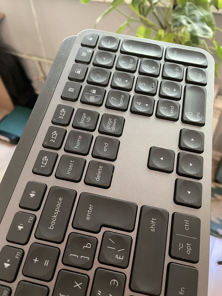 Клавиатура Logitech MX Keys S под восстановление