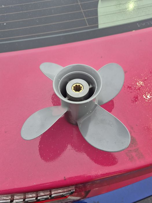 Elice originala 11  motor barca Honda 8- 20 hp