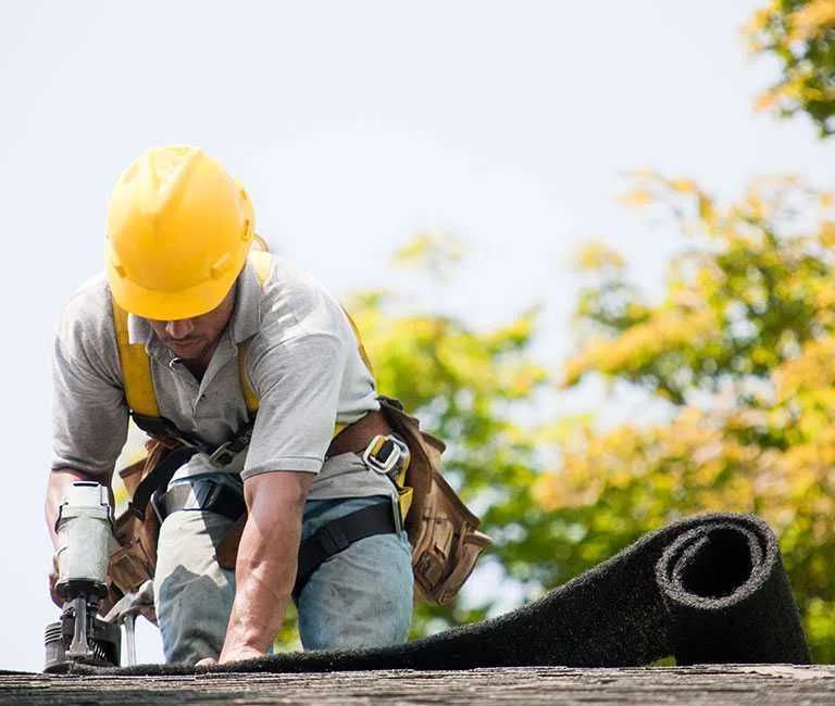 Construcție acoperișuri – dulgherie și reparații pentru orice model