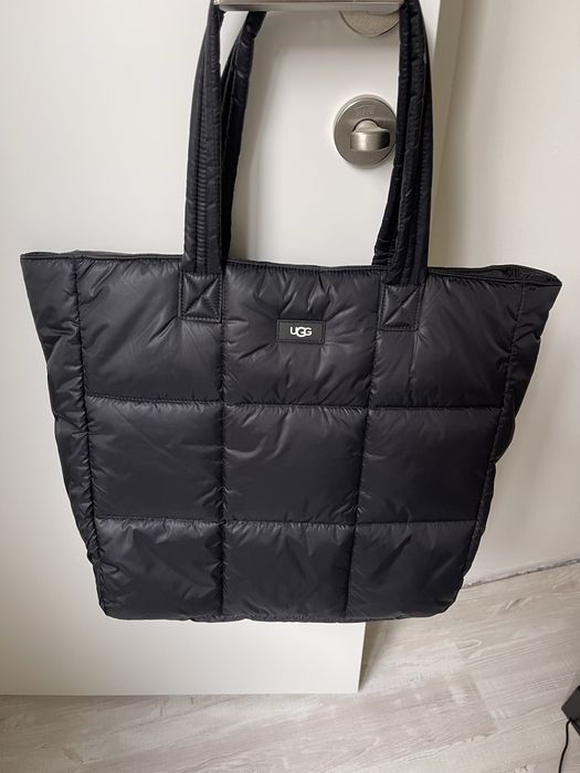 Черна UGG чанта 2025