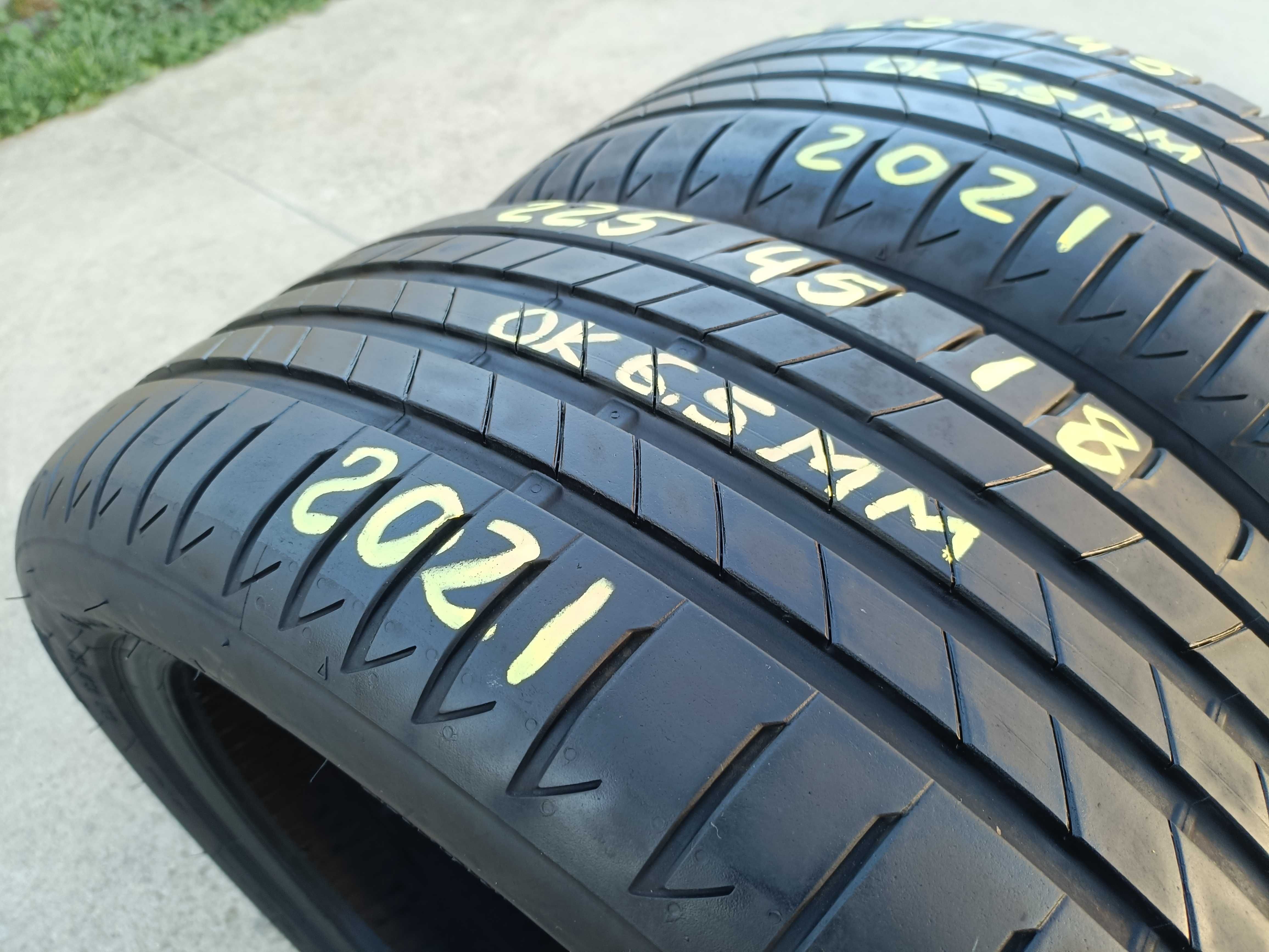 Doua anvelope de vara 225 45 18 bridgestone turanza T005 dot 2021