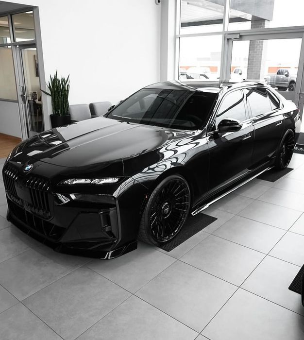 M performance aero пакет BMW G70 спойлер прагове дифузьор накрайниц