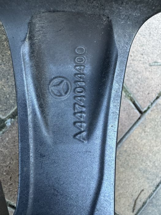 Jante cu anvelope de iarna 245 45 R18 Mercedes originale 7.5J ET52