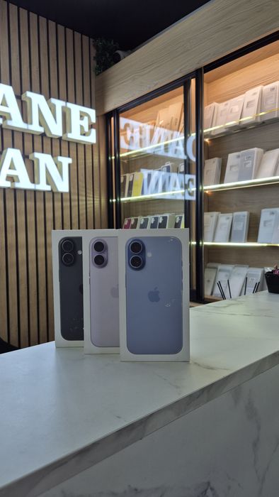 Iphone 17 256gb Sigilate ( culori: Mist Blue, Lavander, Black)