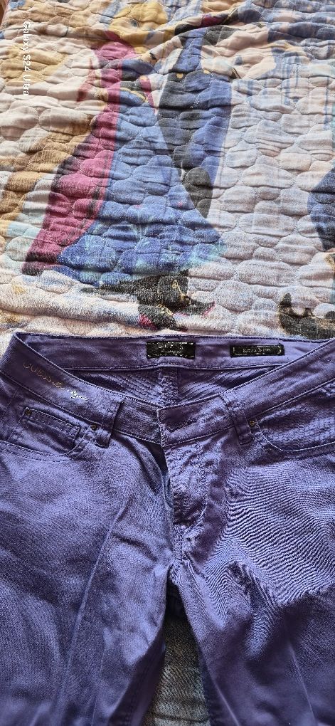 Панталон на Guess