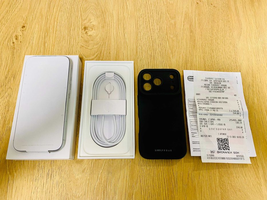 ЧИСТО НОВ !!! Apple iPhone 17 Pro, 256GB, 5G, Silver, Техномаркет