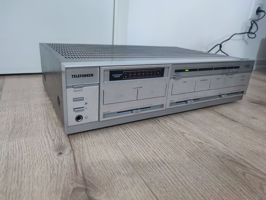 Amplificator Telefunken HA 850 statie