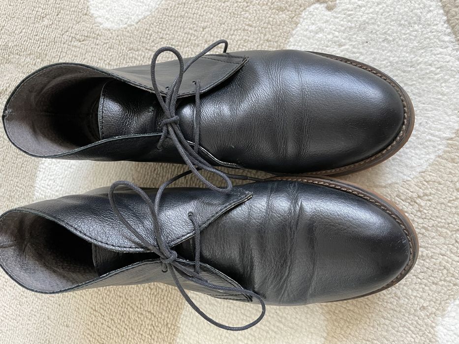 Черни кожени боти