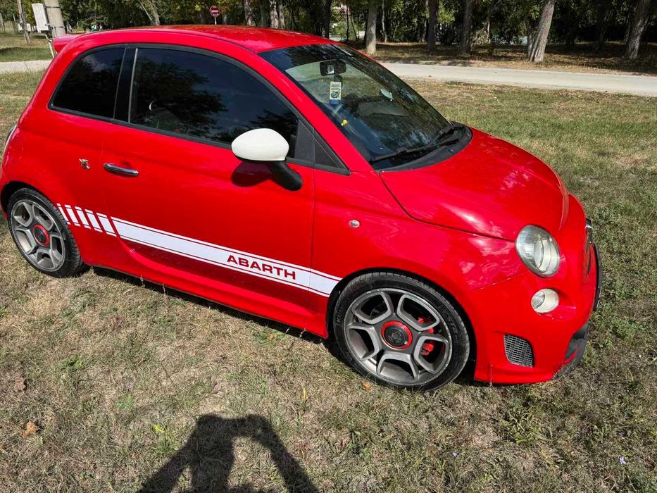 Продавам Fiat 500 Abarth