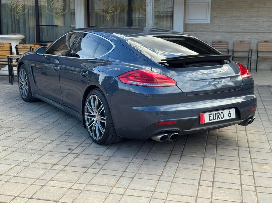 Porsche Panamera E-Hybrid Plug-in/Model 2015/Euro6/421cp/VARIANTE