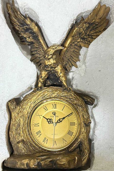 Часы настольные интерьерные "Орёл"