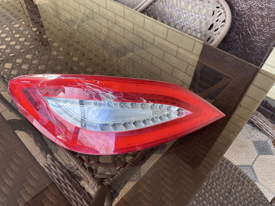 Задняя фара W218 CLS  мерседес