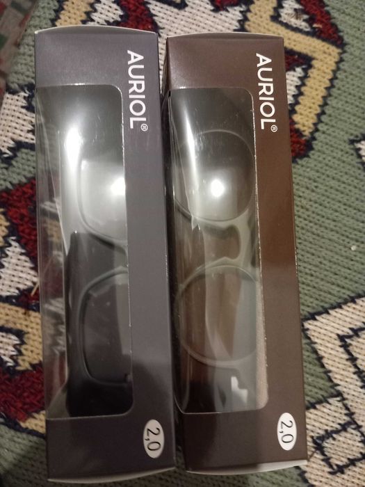 Ochelari de vedere(citit) cu etui,dioptrie +2,noi,2 modele