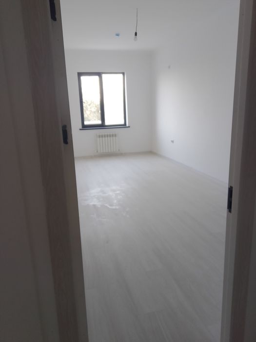 Sergeli Bobur mahalladan 2 xonali kadastri tayyor uy sotiladi.