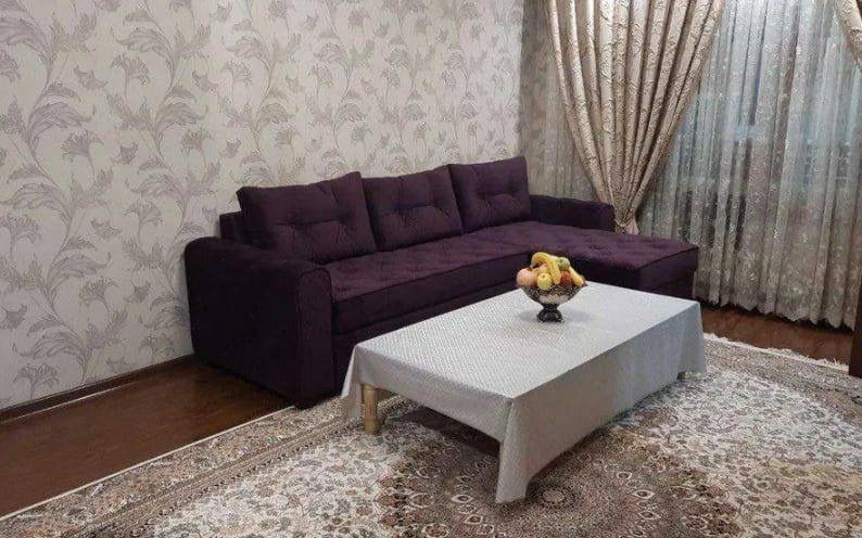 Ул. Мукимий.  3комнатная кирпич.  Ор спорт. Товары