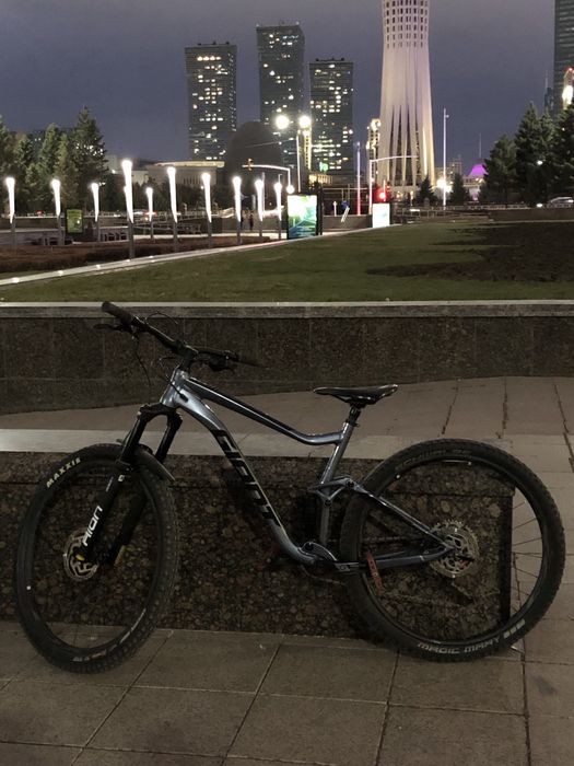 Giant stance 2 2022