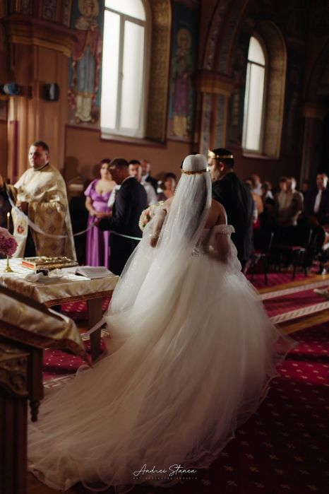 Vând rochie de mireasă