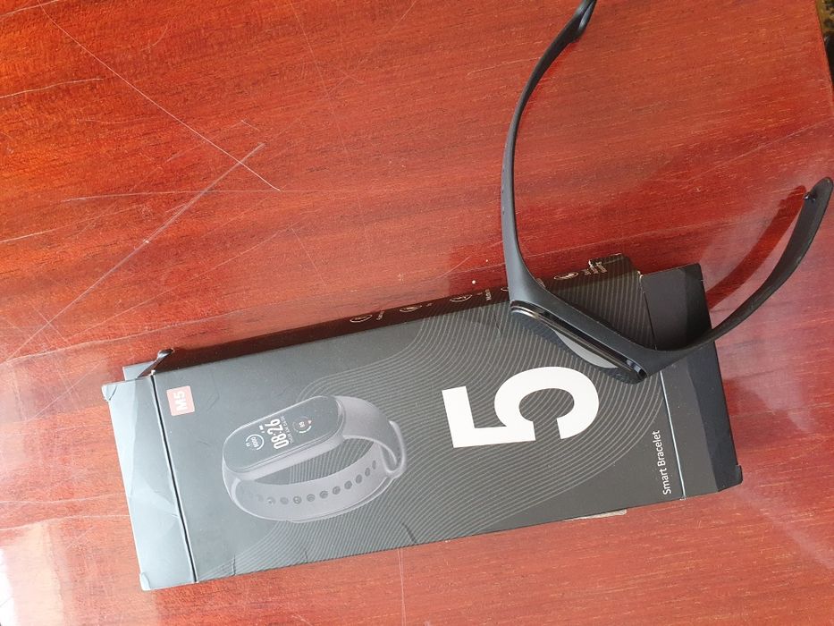 Фитнес-браслет М5