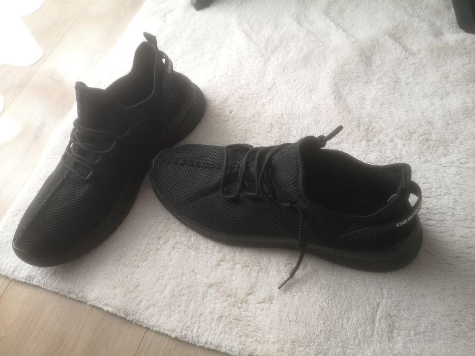 Мъжки черни маратонки