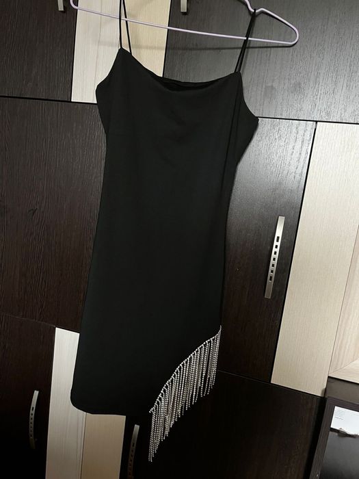 Платье не ношенное