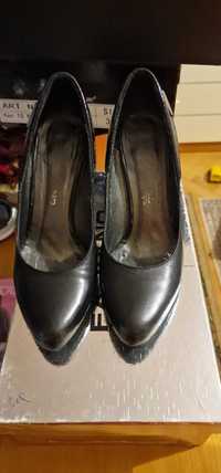 Черни дамски обувки Fabiano