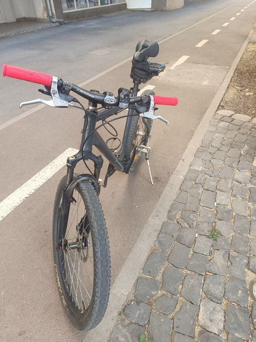 Bicicleta de vânzare