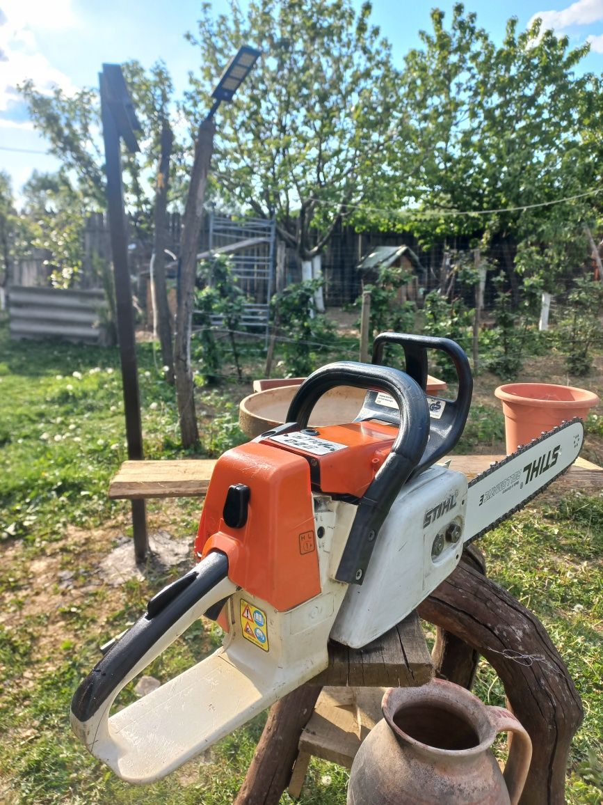 Vând Stihl MS 026/260