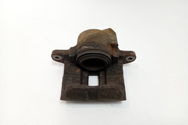 Etrier  dreapta fata Dacia Logan prima generatie