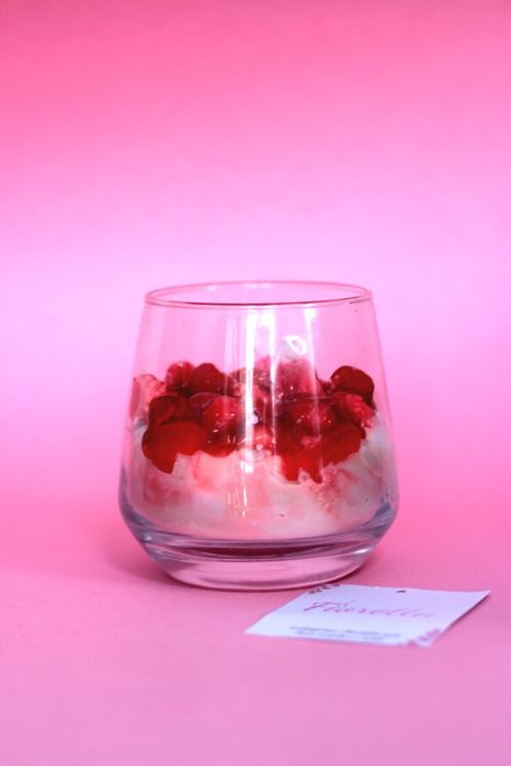 Ръчно направени свещи-десерти