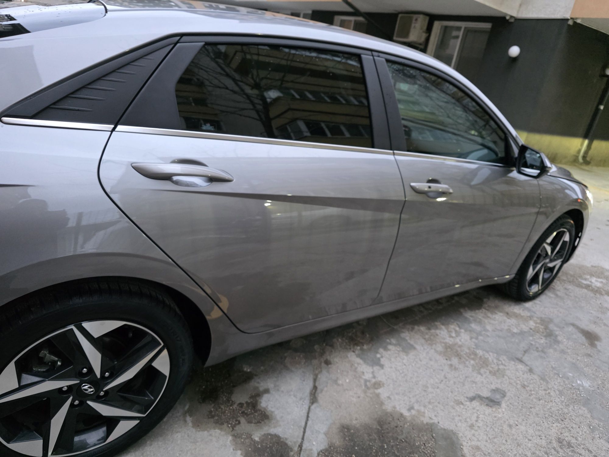 Hyundai Elantra Exclusive Navi