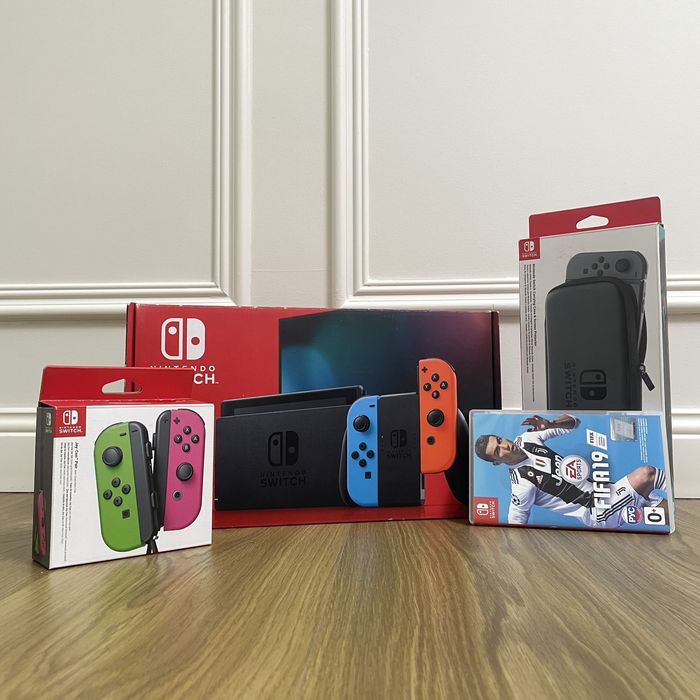 Продам Nintendo Switch + акссесуары