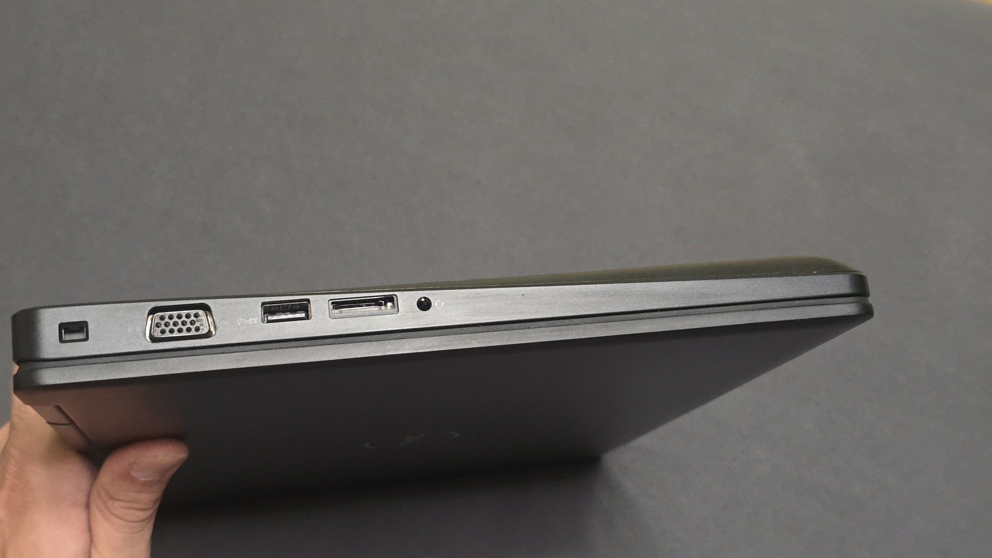 Dell Latitude 5580 15.6" i5-7600U Nvidia 930mx 16GB RAM 256GB SSD