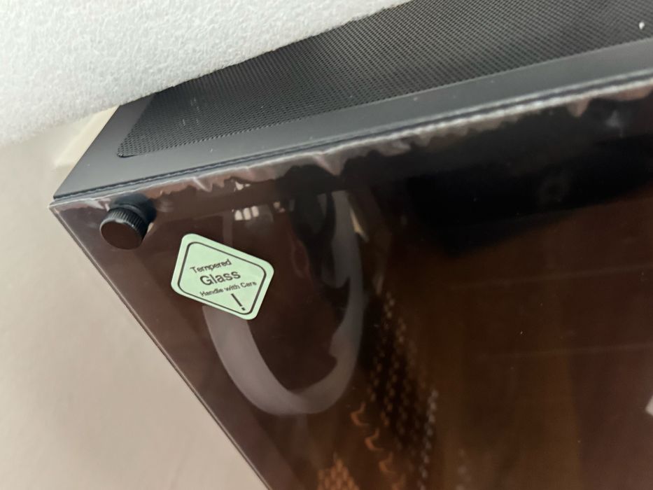 Carcasa aqirys canopus noua