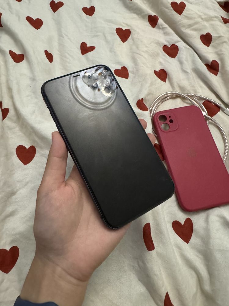 Iphone 11 б/у в хорошем состоянии 78%
