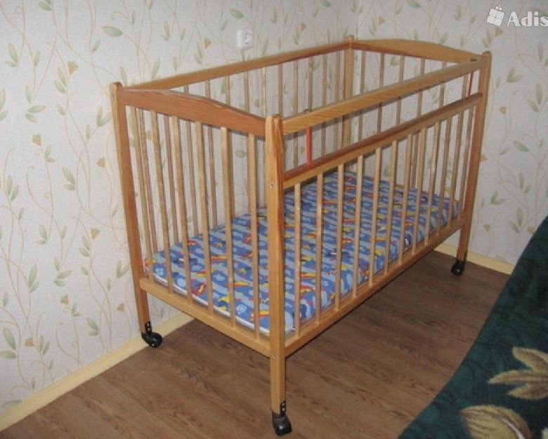 Продам манеж в хорошем состоянии